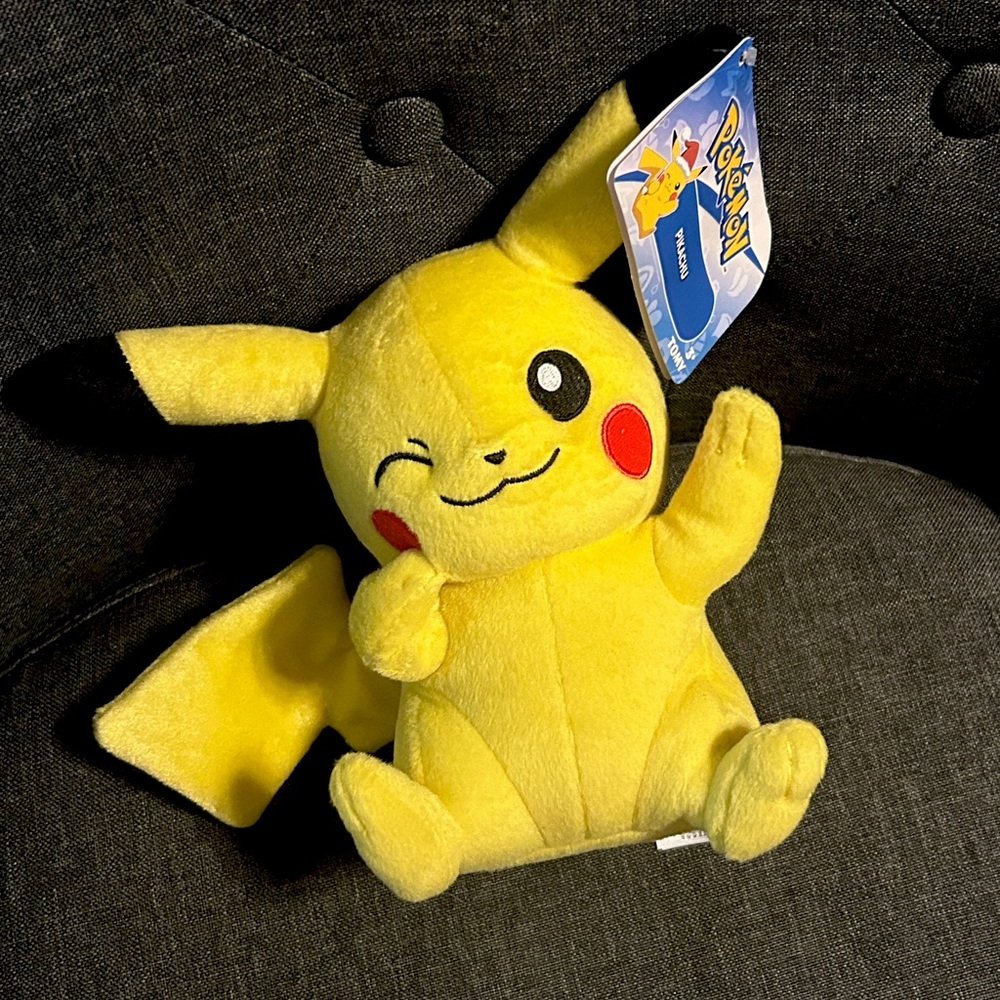 Pokémon Pikachu stuffed toy